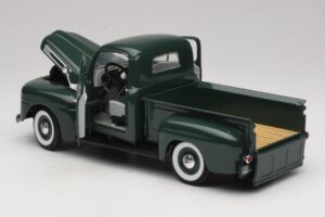 Ford F-1 Zielony Road Legends 1:18 92218 Metal — zdjęcie 5 z 8