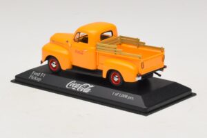 Ford F1 Coca-Cola Minichamps 1:43 400082062 Metal — zdjęcie 3 z 5