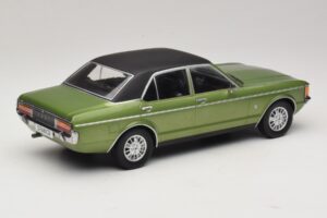 Ford Granada Mk1 Zielony Metalik & Czarny MCG 1:18 MCG18569 Metal — zdjęcie 2 z 6