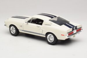 Ford Shelby GT500KR Biały Road Legends 1:18 92168 Metal — zdjęcie 7 z 8