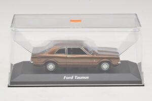 Ford Taunus TC Brązowy Metalik Maxichamps 1:43 940081300 Metal — zdjęcie 4 z 5