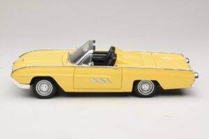 Ford Thunderbird Kabriolet Żółty Anson 1:18 30334-P1 Metal — zdjęcie 4 z 8