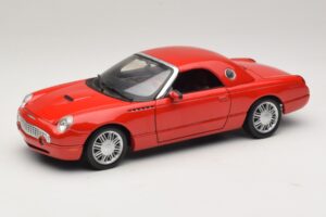 Ford Thunderbird Czerwony Maisto 1:18 31620 Metal