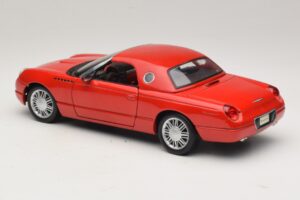 Ford Thunderbird Czerwony Maisto 1:18 31620 Metal — zdjęcie 7 z 8