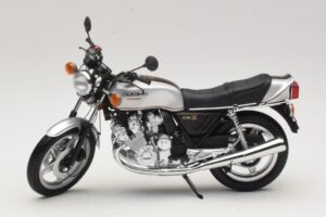 Honda CBX 1000 Srebrny Minichamps 1:12 08MDM-CBX-810A Metal — zdjęcie 2 z 6