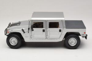 Hummer H1 Hardtop Srebrny Maisto 1:18 36857 Metal — zdjęcie 4 z 8