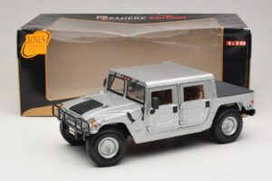 Hummer H1 Hardtop Srebrny Maisto 1:18 36857 Metal — zdjęcie 8 z 8