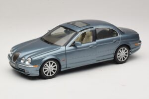 Jaguar S-Type X200 Niebieski Maisto 1:18 31865 Metal