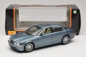 Jaguar S-Type X200 Niebieski Maisto 1:18 31865 Metal — zdjęcie 8 z 8