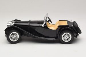 Jaguar SS100 Roadster Czarny Bburago 1:18 3006-M3 Metal — zdjęcie 3 z 6