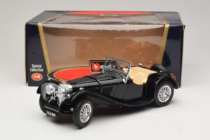 Jaguar SS100 Roadster Czarny Bburago 1:18 3006-M3 Metal — zdjęcie 6 z 6
