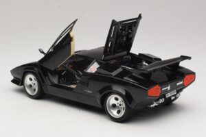 Lamborghini Countach 5000 Quattrovalvole Czarny Bburago 1:18 3337 Metal — zdjęcie 5 z 8