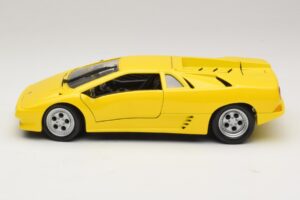 Lamborghini Diablo Żółty Maisto 1:18 32803 Metal — zdjęcie 4 z 8