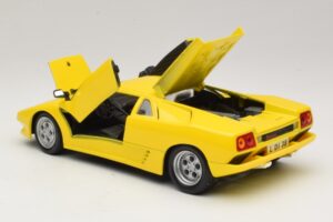Lamborghini Diablo Żółty Maisto 1:18 32803 Metal — zdjęcie 5 z 8