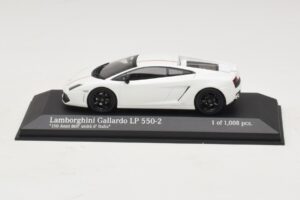 Lamborghini Gallardo LP550-2 Tricolore Biały Minichamps 1:43 Lamborghini Gallardo LP550-2 Tricolore Biały Minichamps 1:43 400103801 Metal