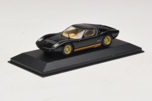 Lamborghini Miura P400 Czarny Minichamps 1:43 430103004 Metal — zdjęcie 2 z 5