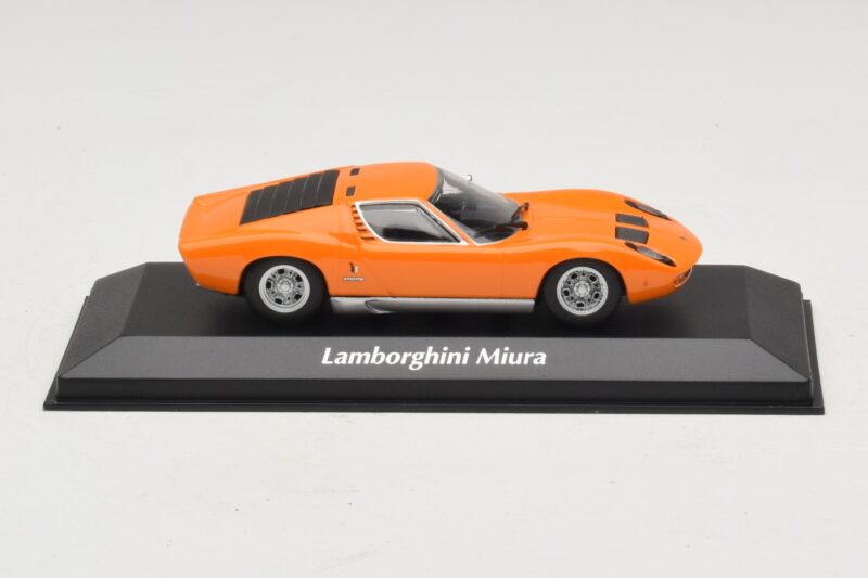 Lamborghini Miura P400 Pomarańczowy Maxichamps 1:43 940103001 Metal