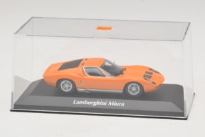 Lamborghini Miura P400 Pomarańczowy Maxichamps 1:43 940103001 Metal — zdjęcie 4 z 5