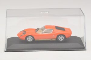 Lamborghini Miura P400 Pomarańczowy Minichamps 1:43 430103002 Metal — zdjęcie 4 z 5