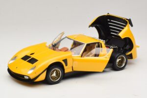 Lamborghini Miura SVR Żółty & Czarny Kyosho 1:18 08319GY Metal — zdjęcie 2 z 8