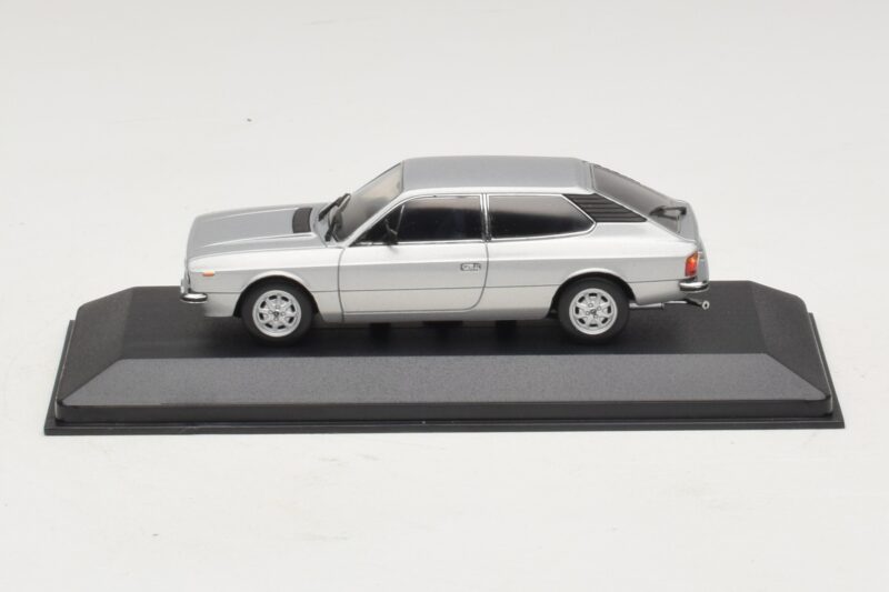 Lancia Beta HPE Srebrny Minichamps 1:43 400125711 Metal