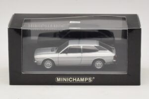 Lancia Beta HPE Srebrny Minichamps 1:43 400125711 Metal — zdjęcie 5 z 5