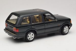 Land Rover Range Rover P38A 4.6 HSE Zielony Metalik AUTOart 1:18 70010 Metal — zdjęcie 3 z 8