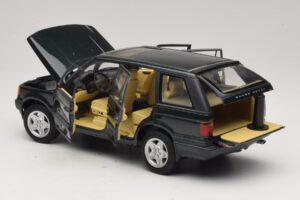 Land Rover Range Rover P38A 4.6 HSE Zielony Metalik AUTOart 1:18 70010 Metal — zdjęcie 5 z 8