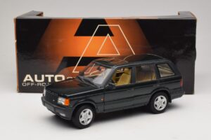Land Rover Range Rover P38A 4.6 HSE Zielony Metalik AUTOart 1:18 70010 Metal — zdjęcie 8 z 8