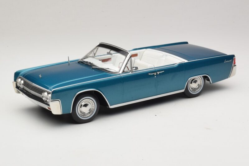 Lincoln Continental Convertible Turkusowy Metalik KK-Scale 1:18 KKDC181524 Metal