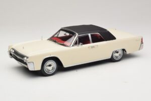 Lincoln Continental Convertible Biały John F. Kennedy KK-Scale 1:18 KKDC181523 Metal — zdjęcie 2 z 7