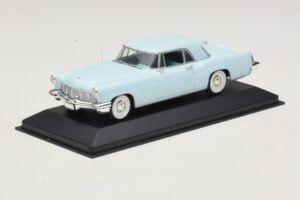 Lincoln Continental Mark II Jasnoniebieski Minichamps 1:43 400082304 Metal — zdjęcie 2 z 5