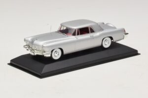 Lincoln Continental Mark II Srebrny Minichamps 1:43 400082301 Metal — zdjęcie 2 z 4