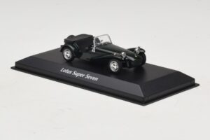 Lotus Super Seven Zielony Maxichamps 1:43 940113630 Metal — zdjęcie 3 z 5