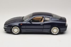Maserati 3200 GT Niebieski Bburago 1:18 3371-P1 Metal — zdjęcie 4 z 8