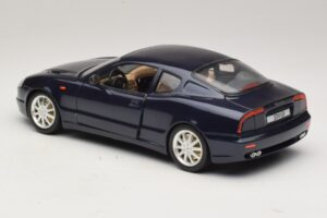 Maserati 3200 GT Niebieski Bburago 1:18 3371-P1 Metal — zdjęcie 7 z 8