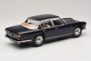 Maserati Quattroporte I Ciemnoniebieski KK-Scale 1:18 KKDC181513 Metal — zdjęcie 2 z 6