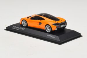 McLaren 570GT Pomarańczowy Minichamps 1:43 537154521 Metal — zdjęcie 3 z 5