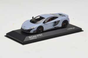 McLaren 675LT Ceramic Grey Minichamps 1:43 537154420 Metal — zdjęcie 2 z 5