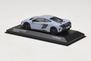 McLaren 675LT Ceramic Grey Minichamps 1:43 537154420 Metal — zdjęcie 3 z 5