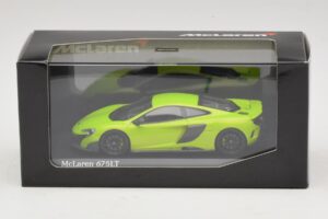 McLaren 675LT Napier Green Minichamps 1:43 537154422 Metal — zdjęcie 5 z 5