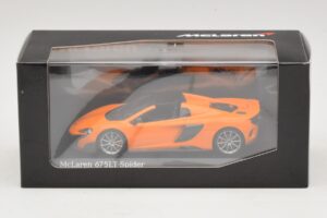 McLaren 675LT Spider Pomarańczowy Minichamps 1:43 537154431 Metal — zdjęcie 5 z 5