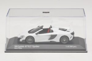 McLaren 675LT Spider Silica White Minichamps 1:43 537154432 Metal — zdjęcie 4 z 5