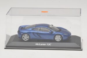 McLaren MP4-12C Blue Metallic Maxichamps 1:43 940133021 Metal — zdjęcie 4 z 5