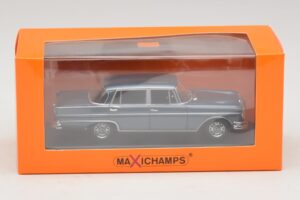 Mercedes 300 SE W112 Lang Niebieski Metalik Maxichamps 1:43 940035200 Metal — zdjęcie 5 z 5