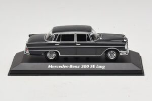 Mercedes 300 SE W112 Lang Ciemnoszary Maxichamps 1:43 940035201 Metal