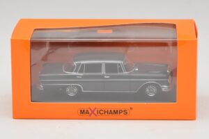 Mercedes 300 SE W112 Lang Ciemnoszary Maxichamps 1:43 940035201 Metal — zdjęcie 5 z 5