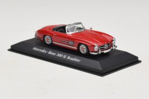 Mercedes 300 SL W198 Roadster Czerwony Maxichamps 1:43 940039031 Metal — zdjęcie 3 z 5