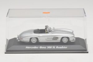Mercedes 300 SL W198 Roadster Srebrny Maxichamps 1:43 940039030 Metal — zdjęcie 4 z 5