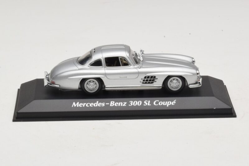 Mercedes 300 SL W198 Srebrny Maxichamps 1:43 940039000 Metal